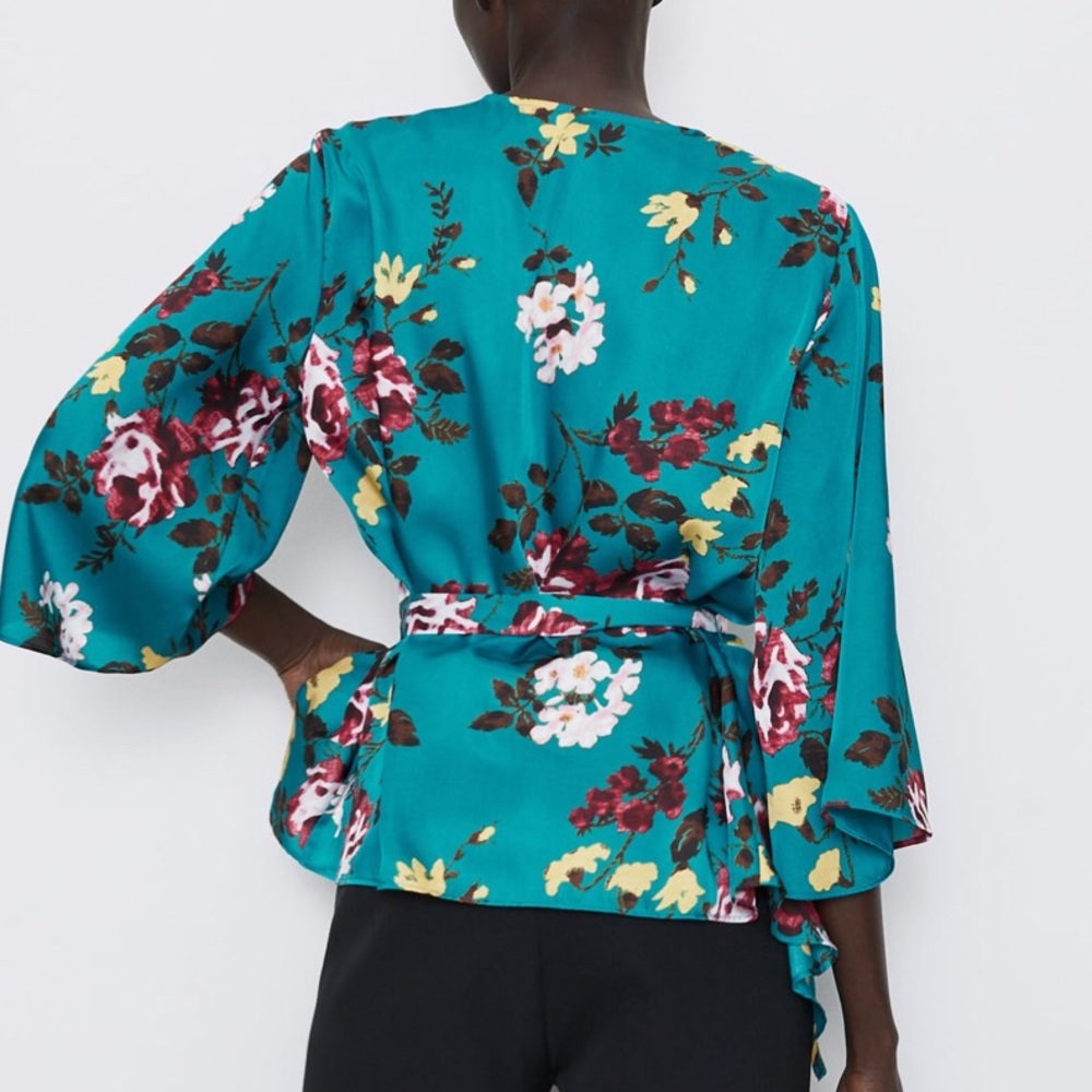 ZARA FLOWER PRINT WRAP TOP - Picture 4 of 4